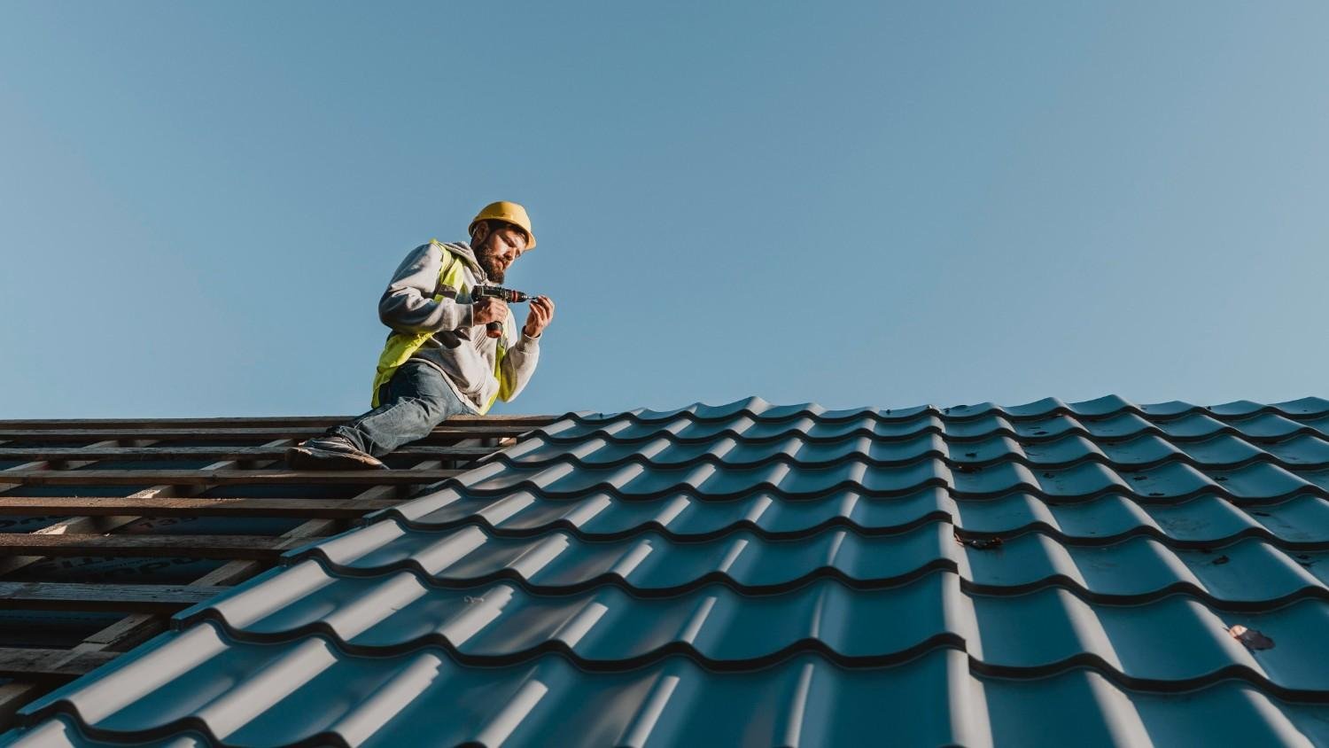 Metal Roof Shingle Designs That Transform Your Home's Appearance